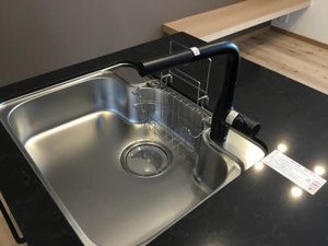 Ｌｅ　日赤前　＊＊ A0302号-6