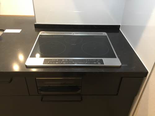 Ｌｅ　日赤前　＊＊ A0302号-5