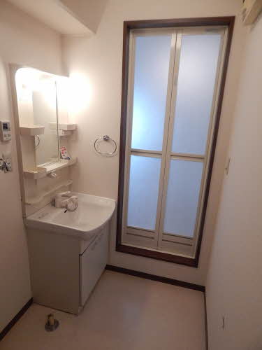 カームネス　コート　Ｃ棟　＊ C0202号-5