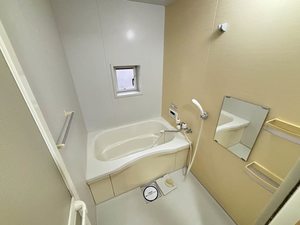 グランデュオ紙小　Ｂ棟　＊ B0201号-4