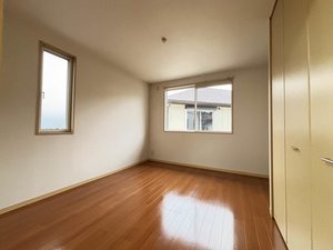 グランデュオ紙小　Ｂ棟　＊ B0202号-9