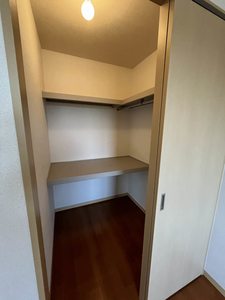 ウィステリア・コート　Ａ棟　＊＊ A0202号-4
