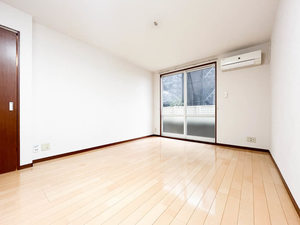 アンスリーゼ大城 C棟 ** C0102号-3