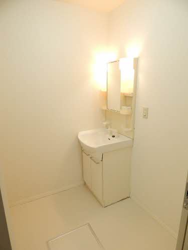 ルミエール・パル新宮　Ｂ棟　＊＊ B0103号-5