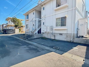 ハウス・リーフ 202号-1