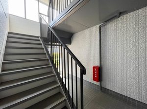 ラフィーネ高玉Ａ 201号-13