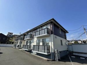 シャーメゾン泉沢