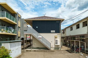 メゾン　エラーブル 201号-1