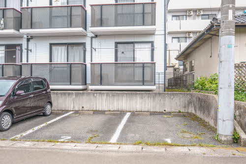 ファミーユ泉 203号-3