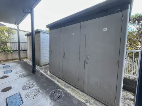 レジェンド 201号-12