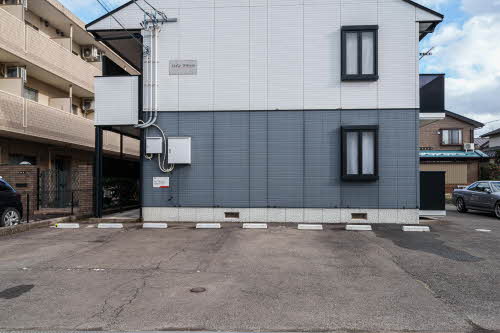 パインフラッツ 203号-2