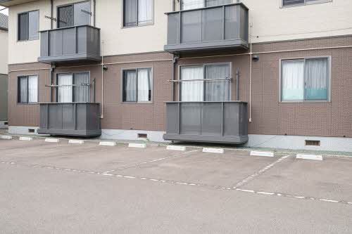 プレジール弐番館 102号-13