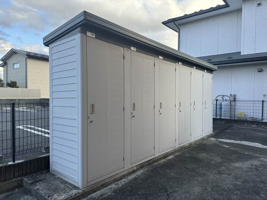 セブンフォレストＹ．Ｔ． 201号-15