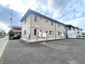 ヴィラ・クラシオンB 201号-15