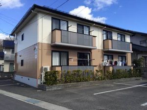 パインハウス 202号-1