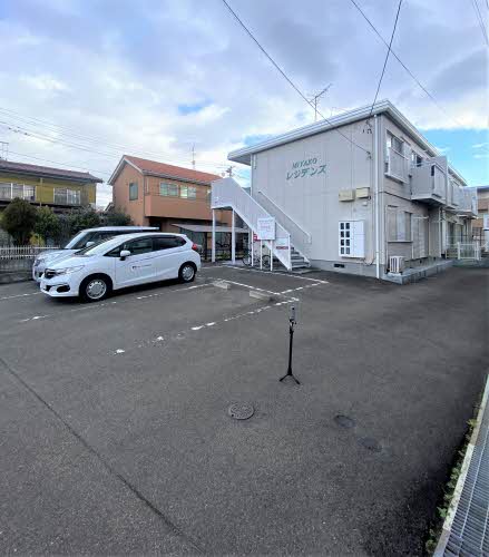 ミヤコレジデンス 202号-2