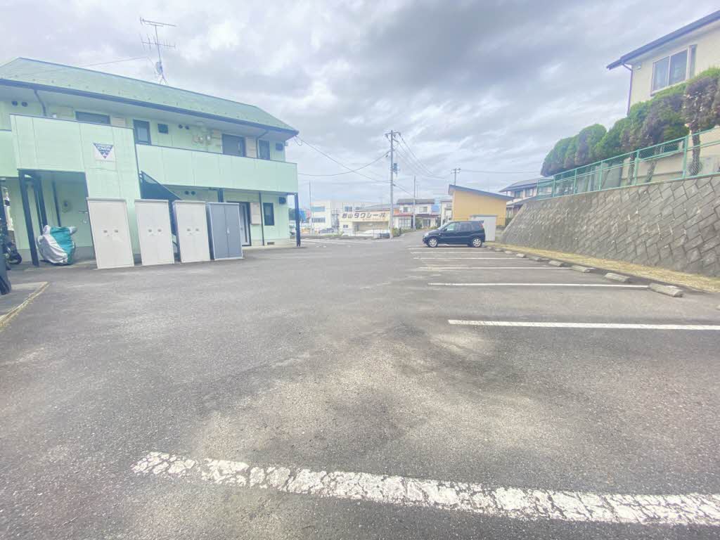 チーサー富田　Ａ 205号-13
