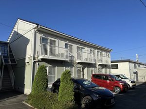 アパートメントハウス・アイリスＤ 103号-1