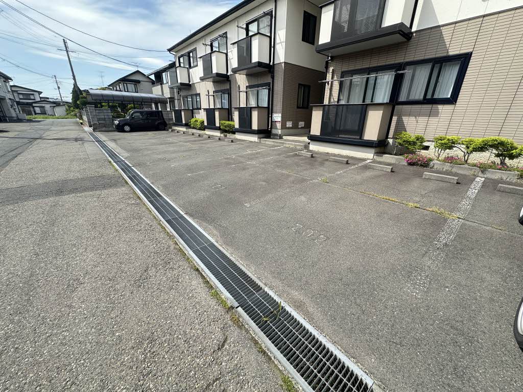 カインドネス大館 203号-3