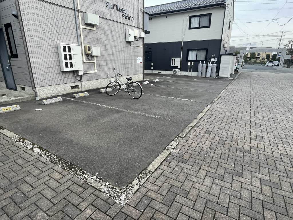 シャーメゾン矢巾　Ｄ 201号-13