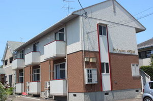 シャーメゾン的場
