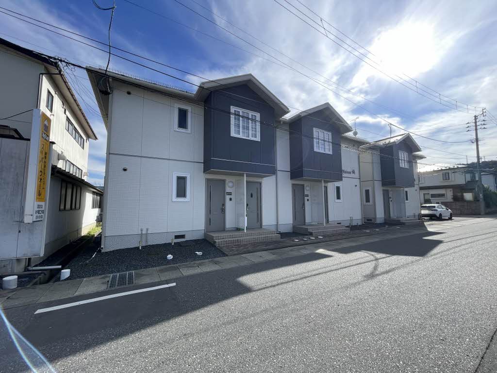 シャーメゾン誠 102号-2