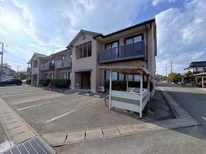 サンリバーＡ 202号-1