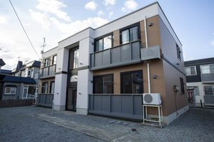 シャーメゾンメイＣ 102号-1