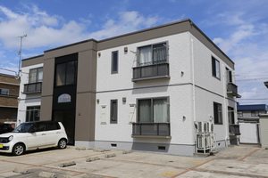 シャーメゾンモルダウＡ 202号-1