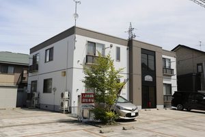 シャーメゾンモルダウＢ 202号-2