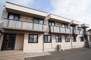 サンシャイン八戸 201号-1