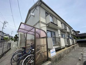 パインヒルズ 102号-1