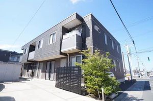 シャーメゾンまるぜん