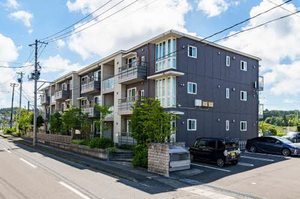 シャーメゾン　アンソレイエ 305号-1