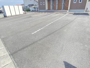 シャーメゾン鈴鹿 B102号-13