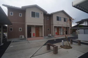 シャーメゾン寿町 102号-1