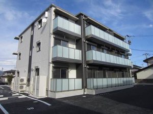 シュエットメゾン参番館 D104号-1