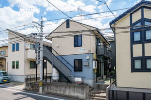 シャーメゾン司 201号-1