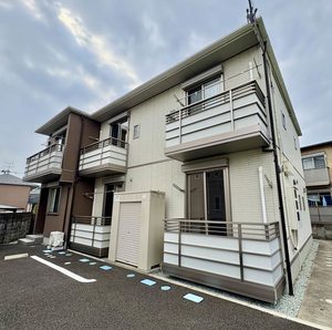 シャーメゾン八幡２丁目 101号-1