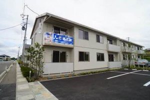 プロヌーブ不来方Ⅱ 102号-1