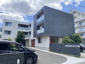 シャーメゾン宮千代パーク 201号-1