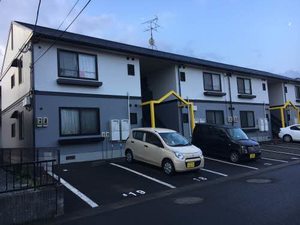 シャンボール吉岡Ａ 201号-1