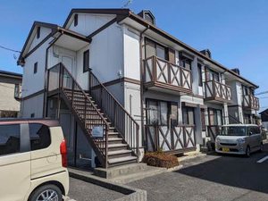 ファミール鎌田 103号-1