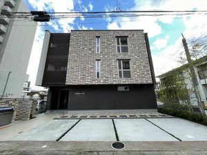 ＣＲＥＳＴＩＥＱ大和町 302号-1