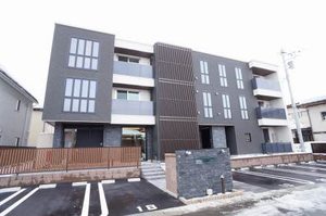 ラ・セゾン・クレール弐番館