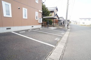 シャーメゾン不来方 101号-12