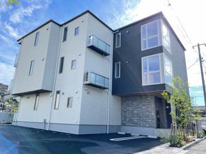 シャーメゾン麓山 203号-1