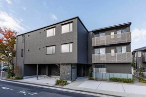 Ｒｅｆｉｓｉａ 102号-1