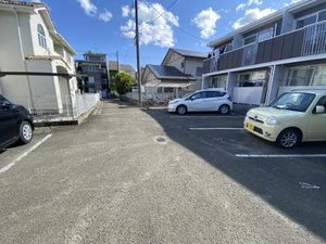 カーム・クウォーターＢ 202号-13