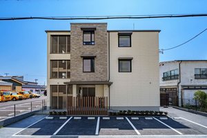 シャーメゾン虎丸